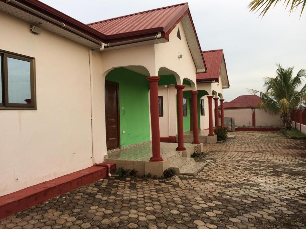 Temaya Cottage Lodge Тамале Екстериор снимка